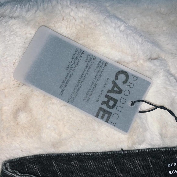 new with tags - denim skirt with rhinestones - Picture 4 of 4